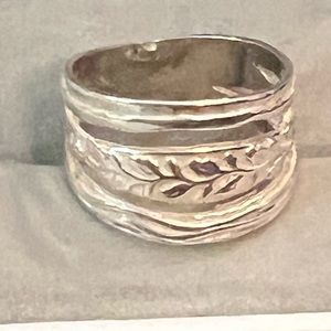 Sterling Silver Leaf and Swirl 12mm Open Band Ring Size 7